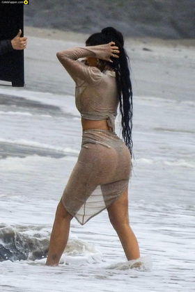 kylie jenner fap butt ass thong Photo